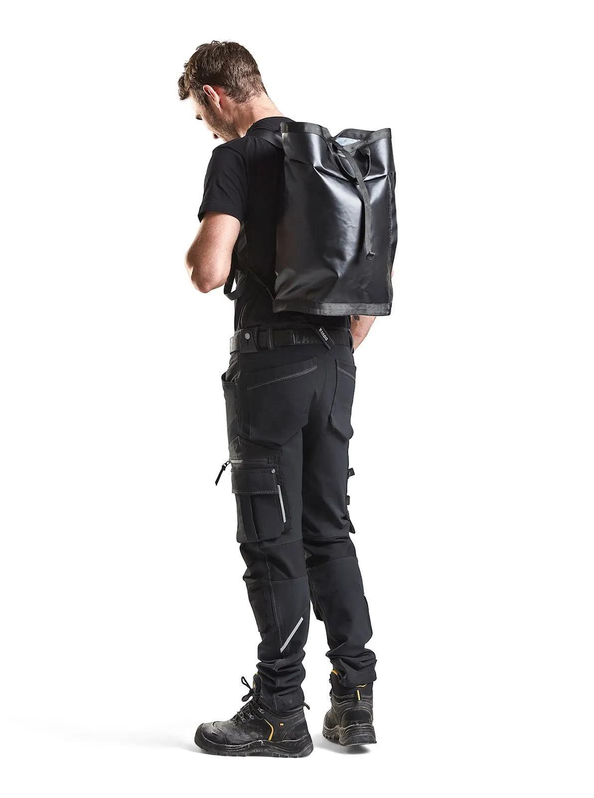 2091-1204&#x20;Backpack&#x20;30L&#x20;-&#x20;Bl&#xE5;kl&#xE4;der