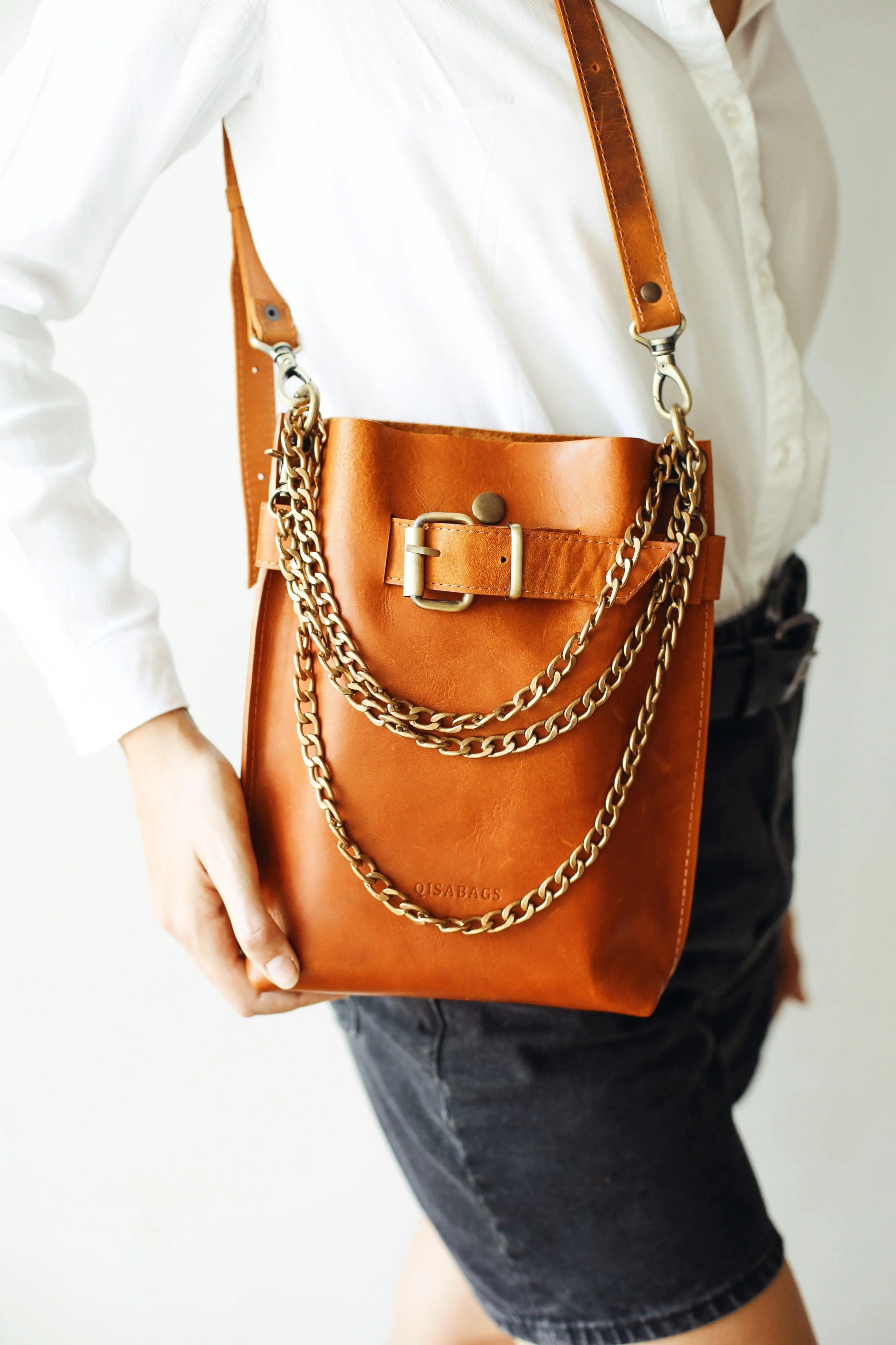 Brown Leather Bag w/Chain