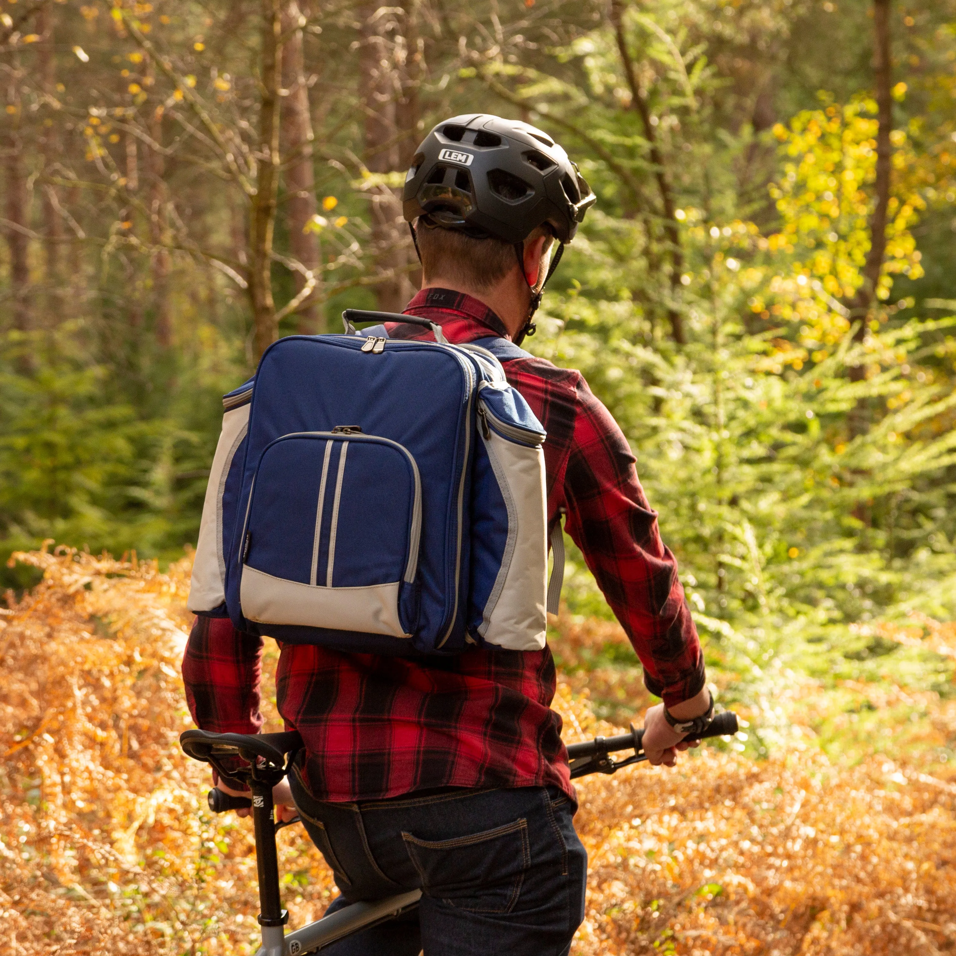 Deluxe Picnic Backpack Hamper for Two People with Matching Picnic Blanket