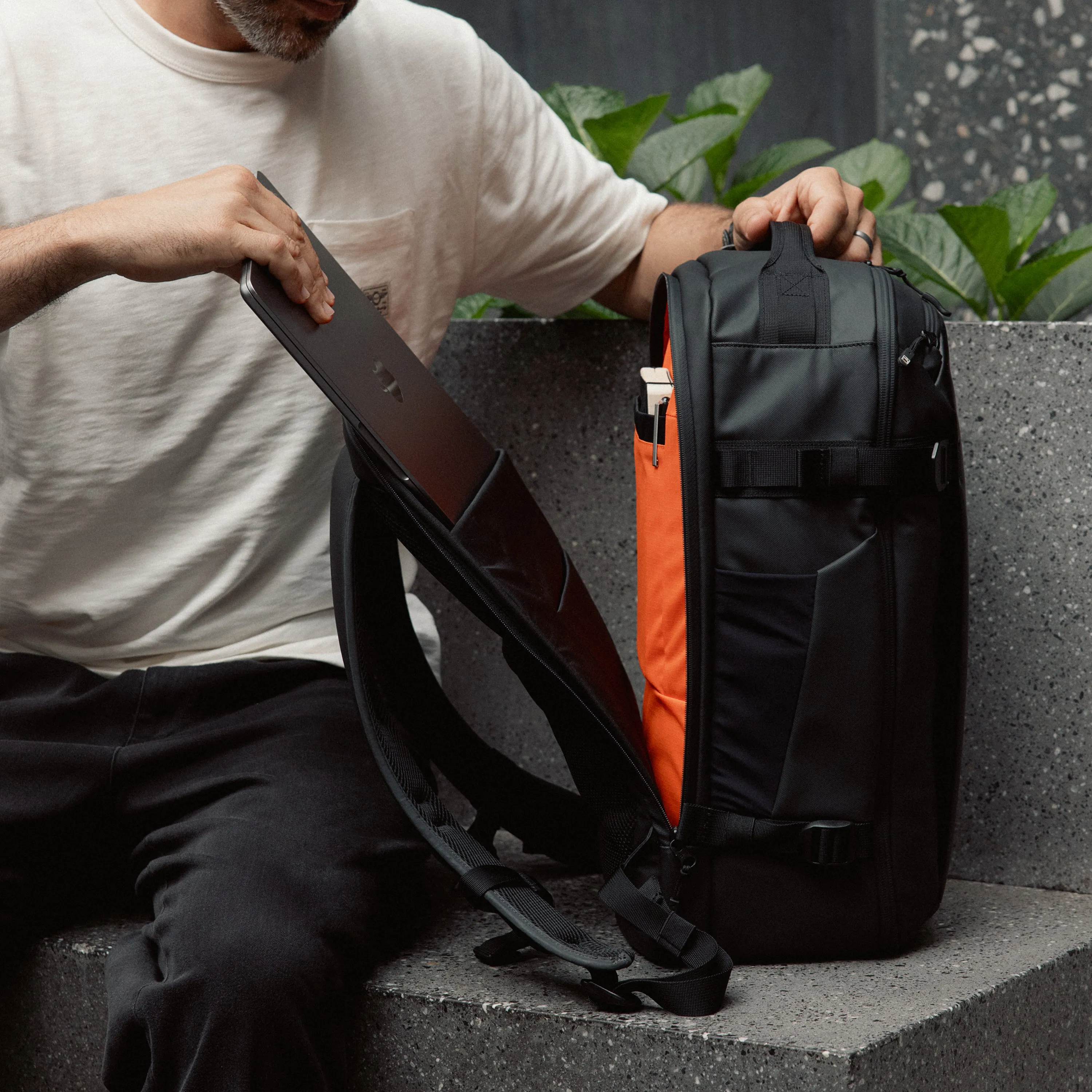 Hybrid Backpack 30L