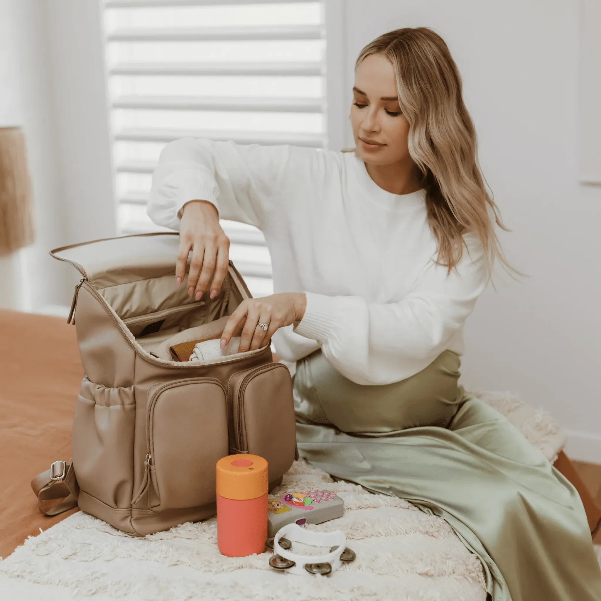 Signature Nappy Backpack - Oat Vegan Leather